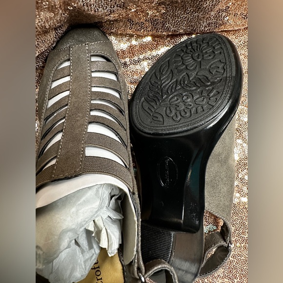 Craft and Borrow heels - Picture 5 of 7